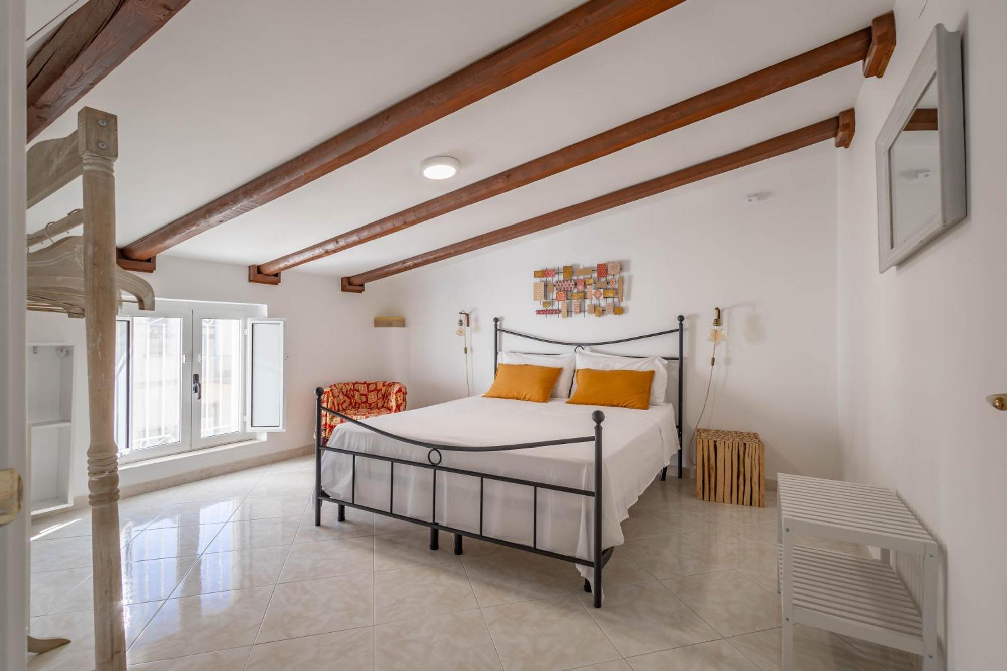 Antiche Mura Apartments"Cielo Di Puglia" -2 Matrimoniali, Cucina E Terrazzo Turi Extérieur photo