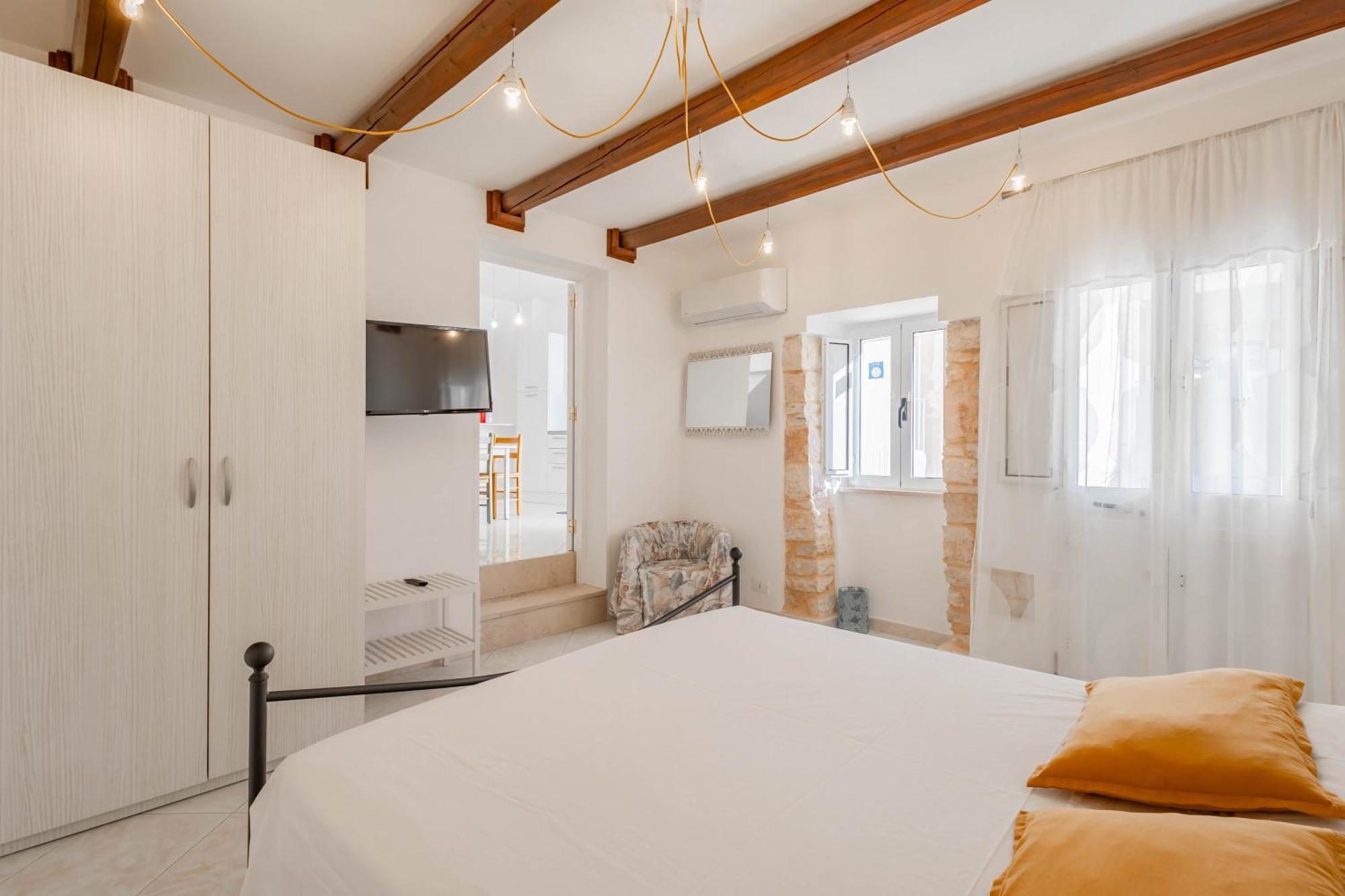 Antiche Mura Apartments"Cielo Di Puglia" -2 Matrimoniali, Cucina E Terrazzo Turi Extérieur photo
